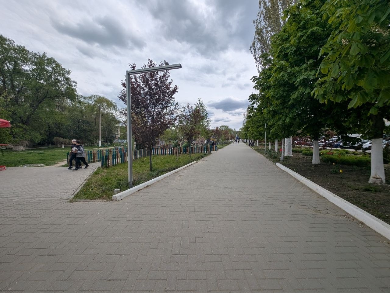 Căușeni, str. Mihai Eminescu 10