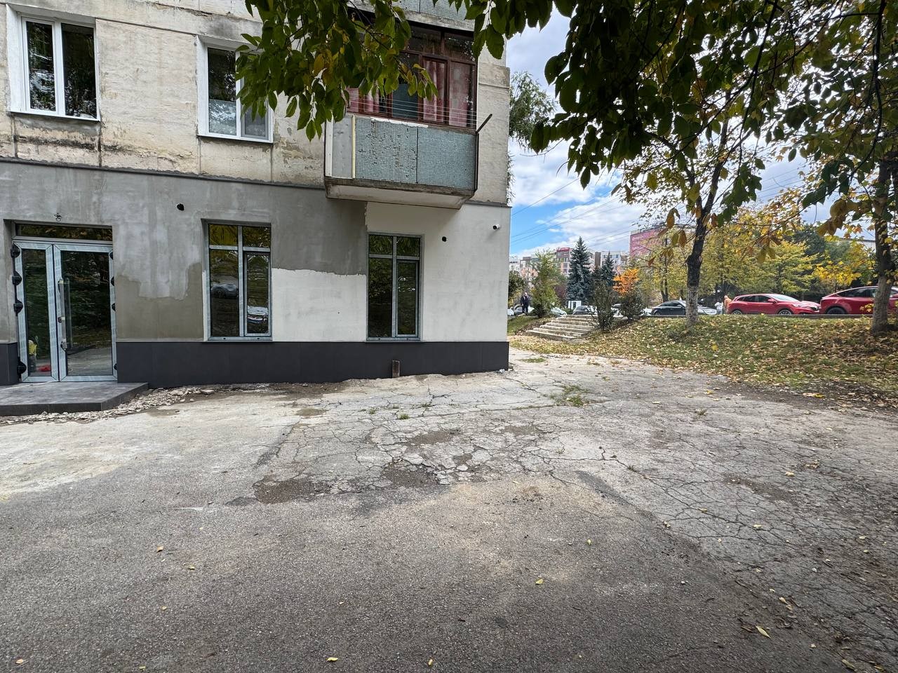 Николай Зелински