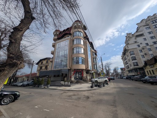 str. Alessandro Bernardazzi