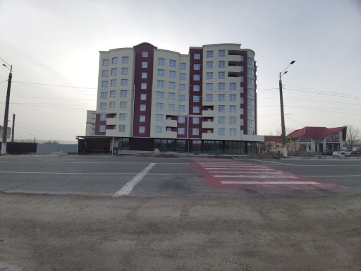 Яловены, аренда 325 м2.